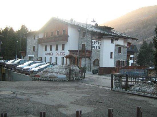Hotel Bleis Ponte Di Legno Exterior photo